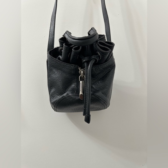 Aritzia Wilfred free small bucket bag - Picture 1 of 6